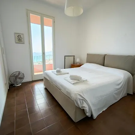Panorama - By Ligooria Apartment *